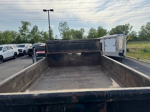 Used 2017 Ford F550 4x4 Regular Cab Super Duty image 23