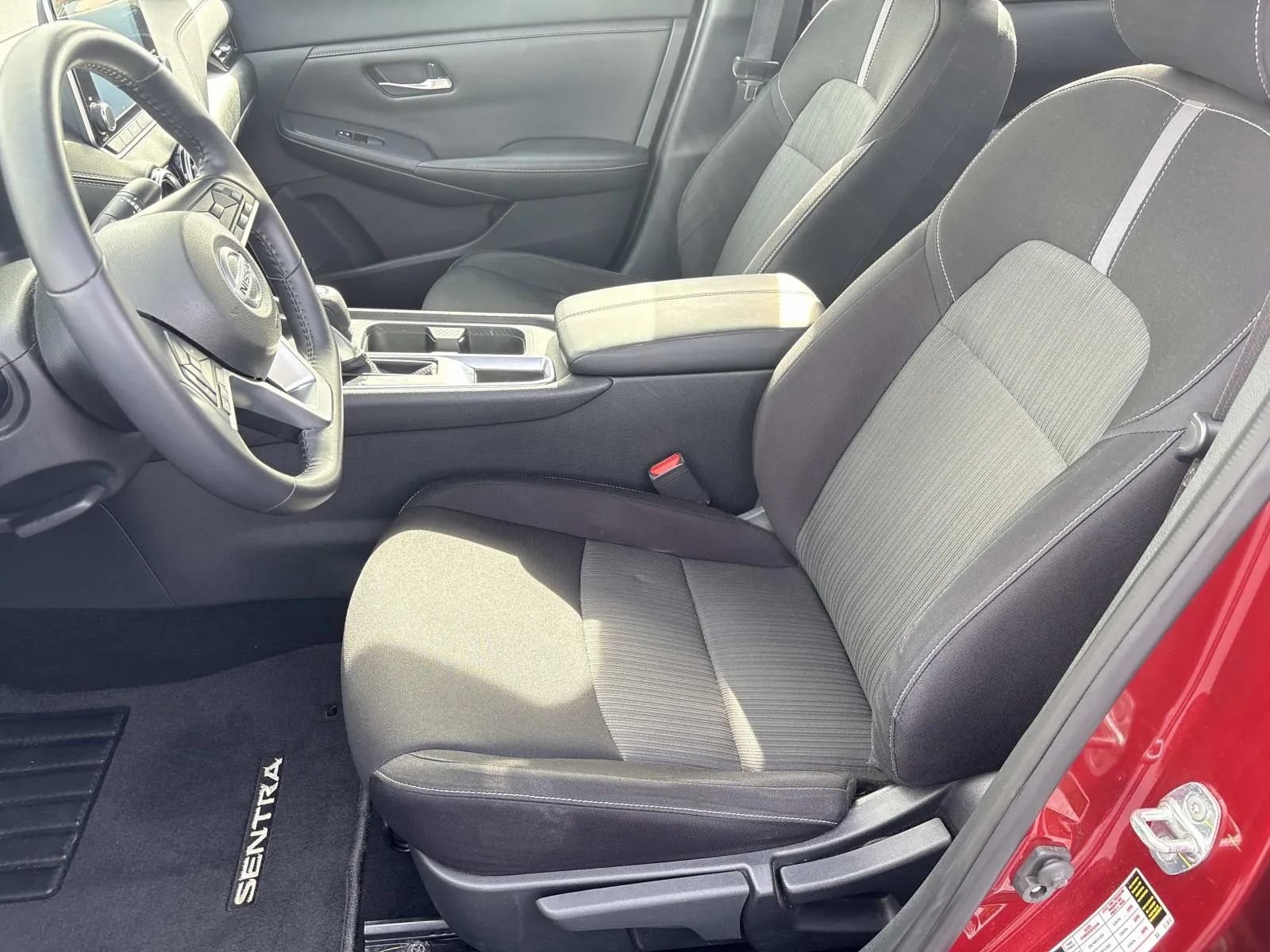 Used 2020 Nissan Sentra SV w/ Electronics Package FWD image 18