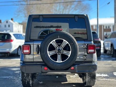 Used 2023 Jeep Wrangler Sahara w/ Cold Weather Group image 5