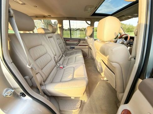 Used 2001 Lexus LX 470 4WD image 78