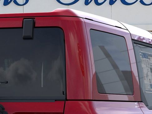 New 2025 Ford Bronco Badlands image 25