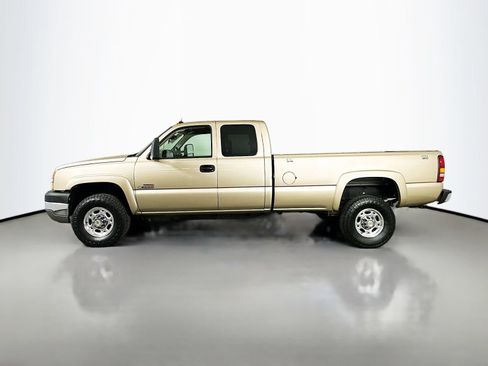 Used 2004 Chevrolet Silverado 3500 2WD Extended Cab w/ Heavy-Duty Power Package image 5