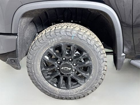 New 2026 Chevrolet Silverado 2500 LT image 19