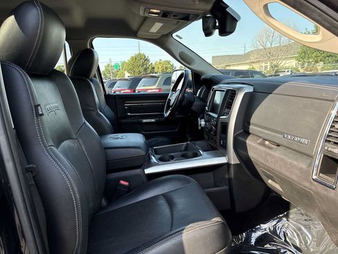 Used 2015 RAM 1500 Laramie AWD/4WD image 24