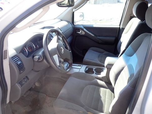 Used 2006 Nissan Pathfinder SE w/ (P01) Se Premium Pkg image 29