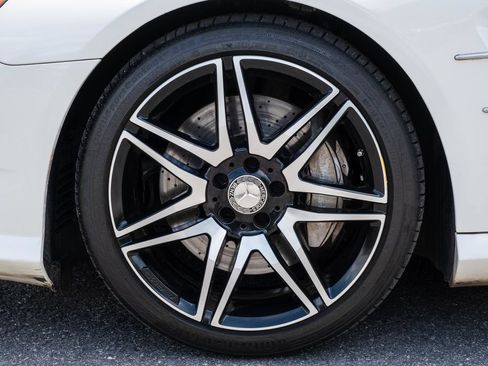 Used 2015 Mercedes-Benz SL 550 image 35