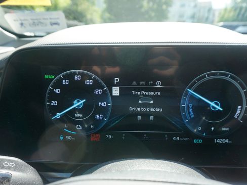 Used 2024 Kia Niro Wind FWD image 9