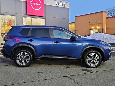 Certified 2023 Nissan Rogue SV image 7