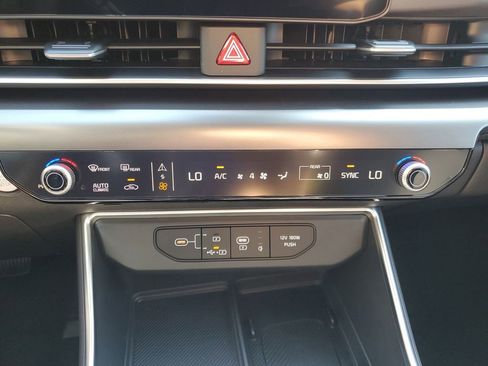 New 2026 Kia Carnival SX Prestige image 35