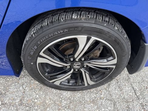 Used 2016 Honda Civic Touring image 10