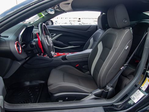 Used 2023 Chevrolet Camaro LT w/ Technology Package RWD image 13