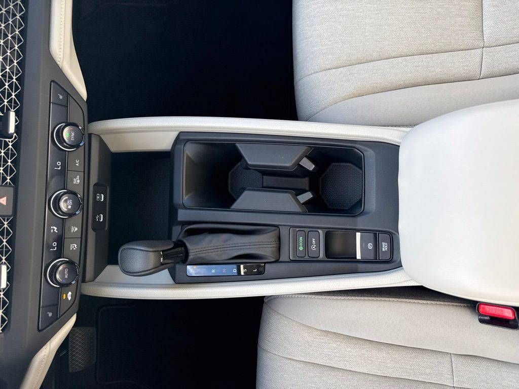 Used 2024 Honda Accord EX image 17