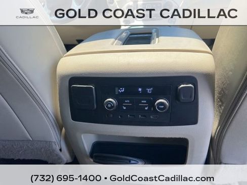 Used 2018 GMC Yukon XL Denali w/ Denali Ultimate Package AWD/4WD image 10