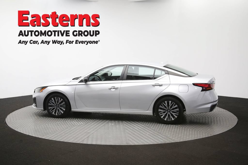 Used 2024 Nissan Altima 2.5 SV FWD image 63