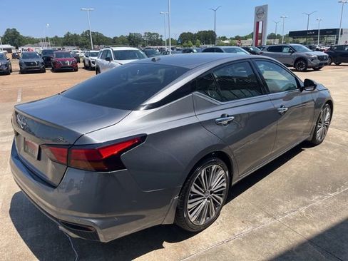 Used 2024 Nissan Altima 2.5 SL FWD image 4