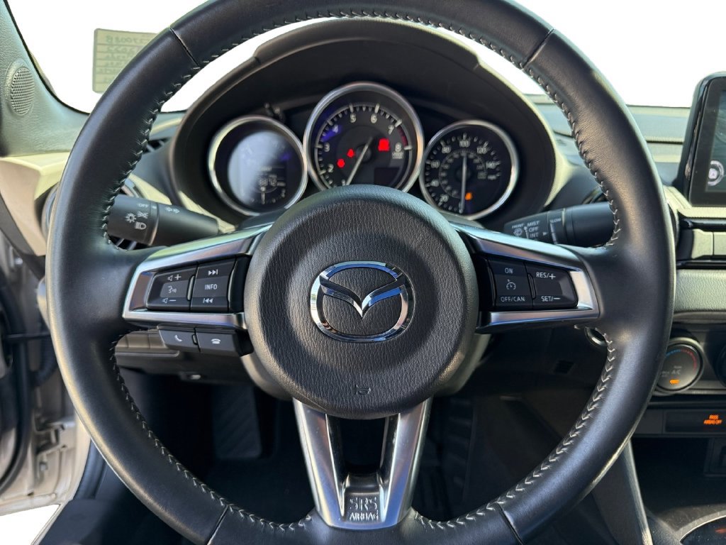 Certified 2022 MAZDA MX-5 Miata Club RWD image 13
