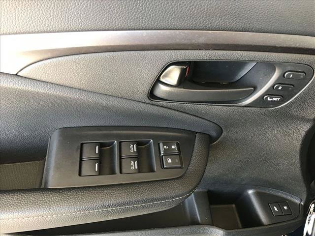 Used 2025 Honda Passport EX-L image 18