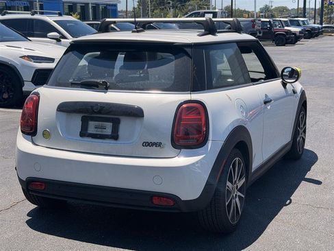 Used 2023 MINI Cooper SE FWD image 4