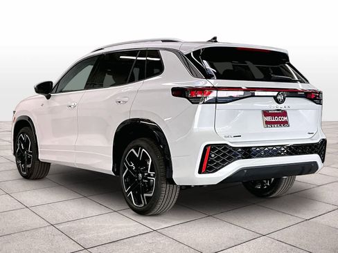 New 2026 Volkswagen Tiguan SEL R-Line AWD/4WD image 3