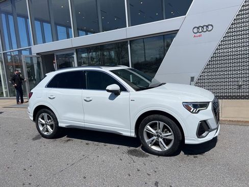 Used 2022 Audi Q3 2.0T Premium Plus image 10
