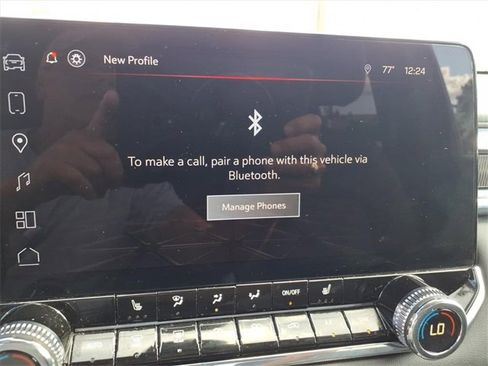 Used 2024 GMC Canyon Elevation w/ Elevation Premium Package image 7