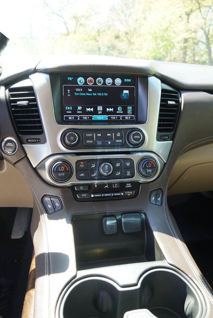 Used 2019 Chevrolet Suburban LT AWD/4WD image 21