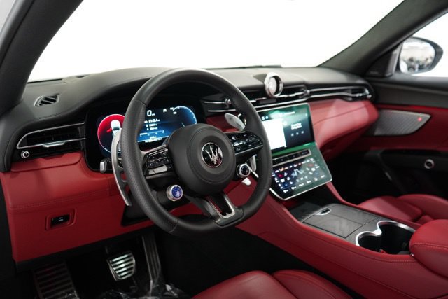 Used 2025 Maserati Grecale Modena AWD/4WD image 14