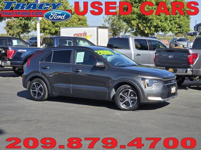 Used 2025 Kia Niro LX FWD image 1
