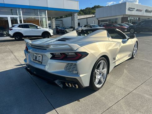 Used 2021 Chevrolet Corvette Stingray Premium Conv w/ Z51 Performance Package image 6