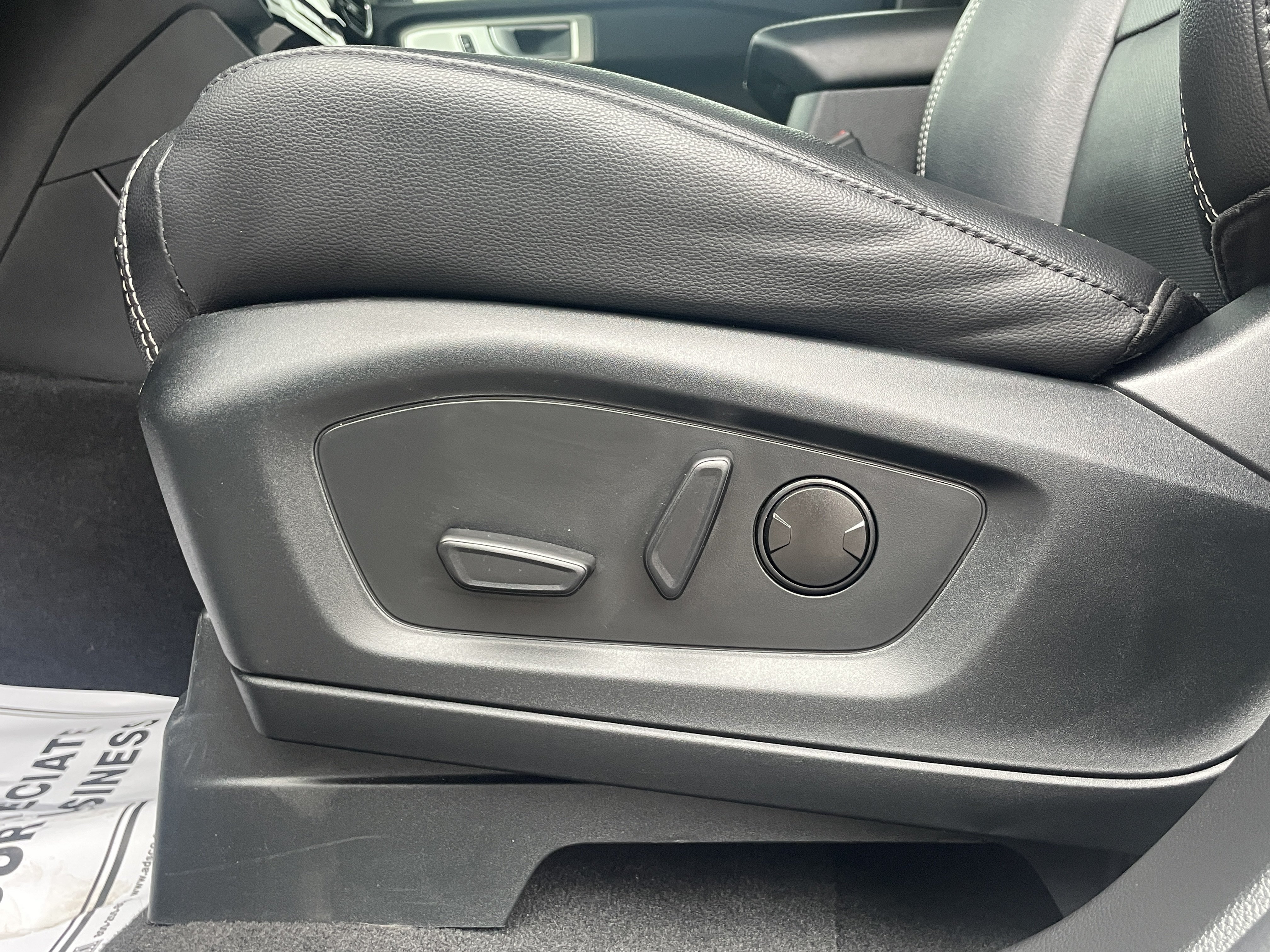 Used 2023 Ford Explorer ST w/ Equipment Group 401A AWD/4WD image 13
