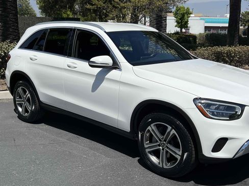 Used 2020 Mercedes-Benz GLC 300 4MATIC image 41