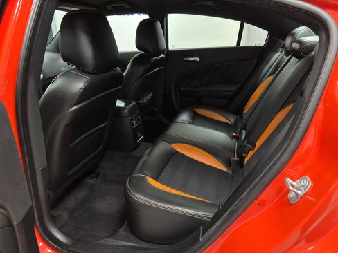 Used 2018 Dodge Charger SXT w/ Blacktop Package image 32