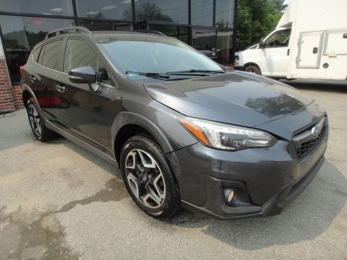 Used 2019 Subaru Crosstrek 2.0i Limited w/ Moonroof Package w/Navigation AWD/4WD image 3