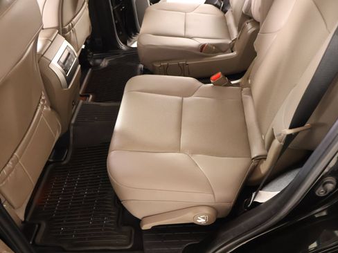 Used 2022 Lexus GX 460 Premium AWD/4WD image 13