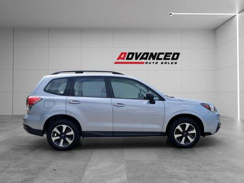 Used 2018 Subaru Forester 2.5i w/ Alloy Wheel Package AWD/4WD image 9