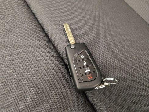 Used 2023 Toyota Corolla LE FWD image 32