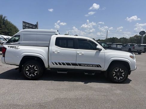 Used 2020 Toyota Tacoma SR w/ SR Convenience Package RWD image 8