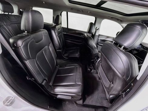 Used 2023 Jeep Grand Cherokee L Limited AWD/4WD image 29