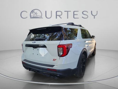 Used 2022 Ford Explorer ST w/ Equipment Group 401A AWD/4WD image 18