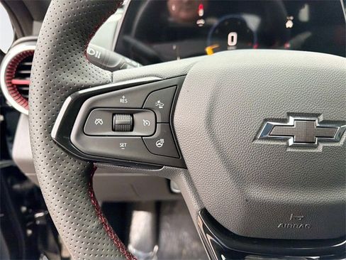 New 2026 Chevrolet Trax RS w/ Sunroof Package image 23