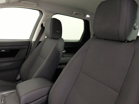 Used 2020 Land Rover Discovery Sport P250 Standard image 30