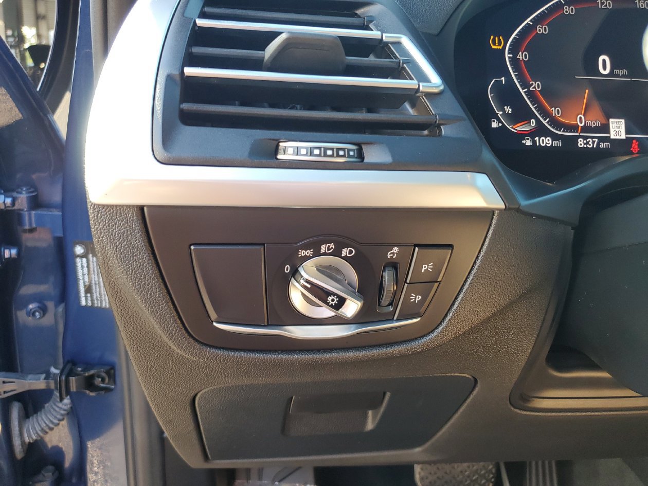 Used 2022 BMW X4 xDrive30i w/ Convenience Package AWD/4WD image 29
