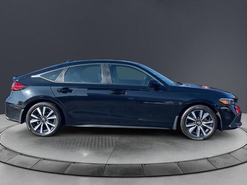 Used 2023 Honda Civic EX-L image 6