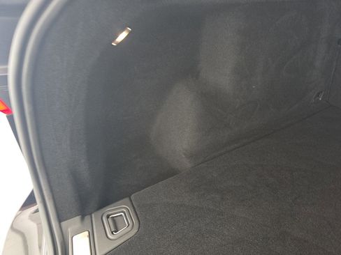 Used 2023 Volvo XC60 B5 Plus image 14