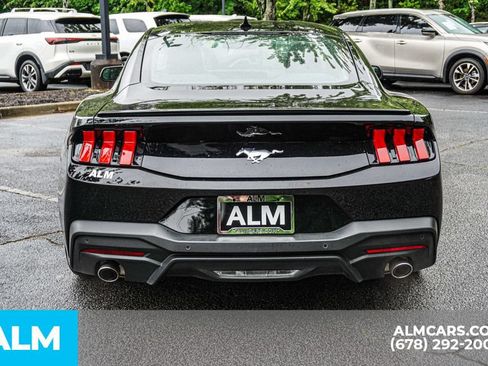 Used 2025 Ford Mustang Premium RWD image 10