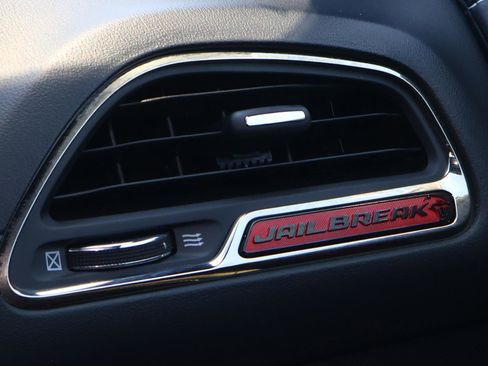 Used 2023 Dodge Challenger SRT Hellcat w/ Driver Convenience Group RWD image 27