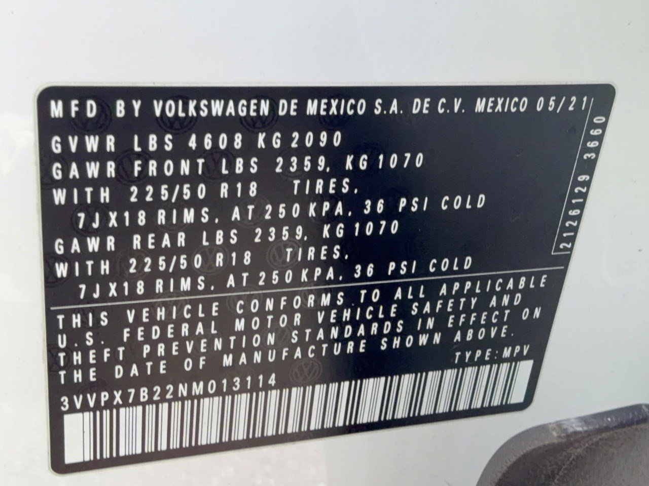 Certified 2022 Volkswagen Taos SE w/ Panoramic Sunroof Package AWD/4WD image 31