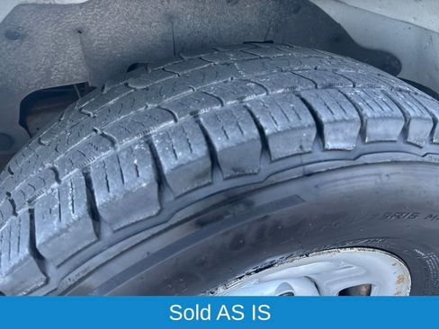 Used 2019 Chevrolet Express 2500 w/ Driver Convenience Package image 25