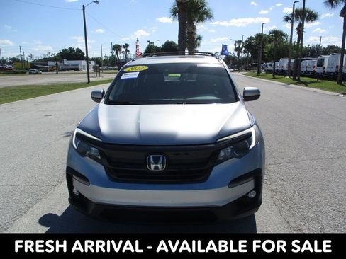 Used 2022 Honda Pilot Special Edition image 2