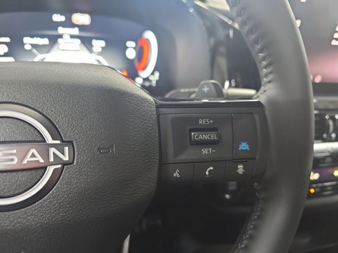 New 2026 Nissan Pathfinder SL w/ SL Premium Package image 18